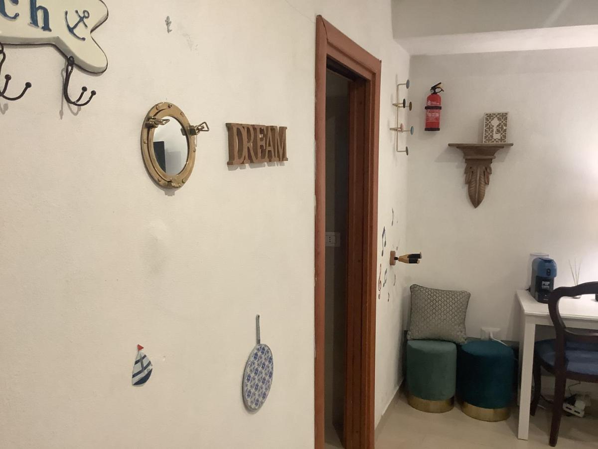 Tinnyhouse Napoli Eksteriør bilde