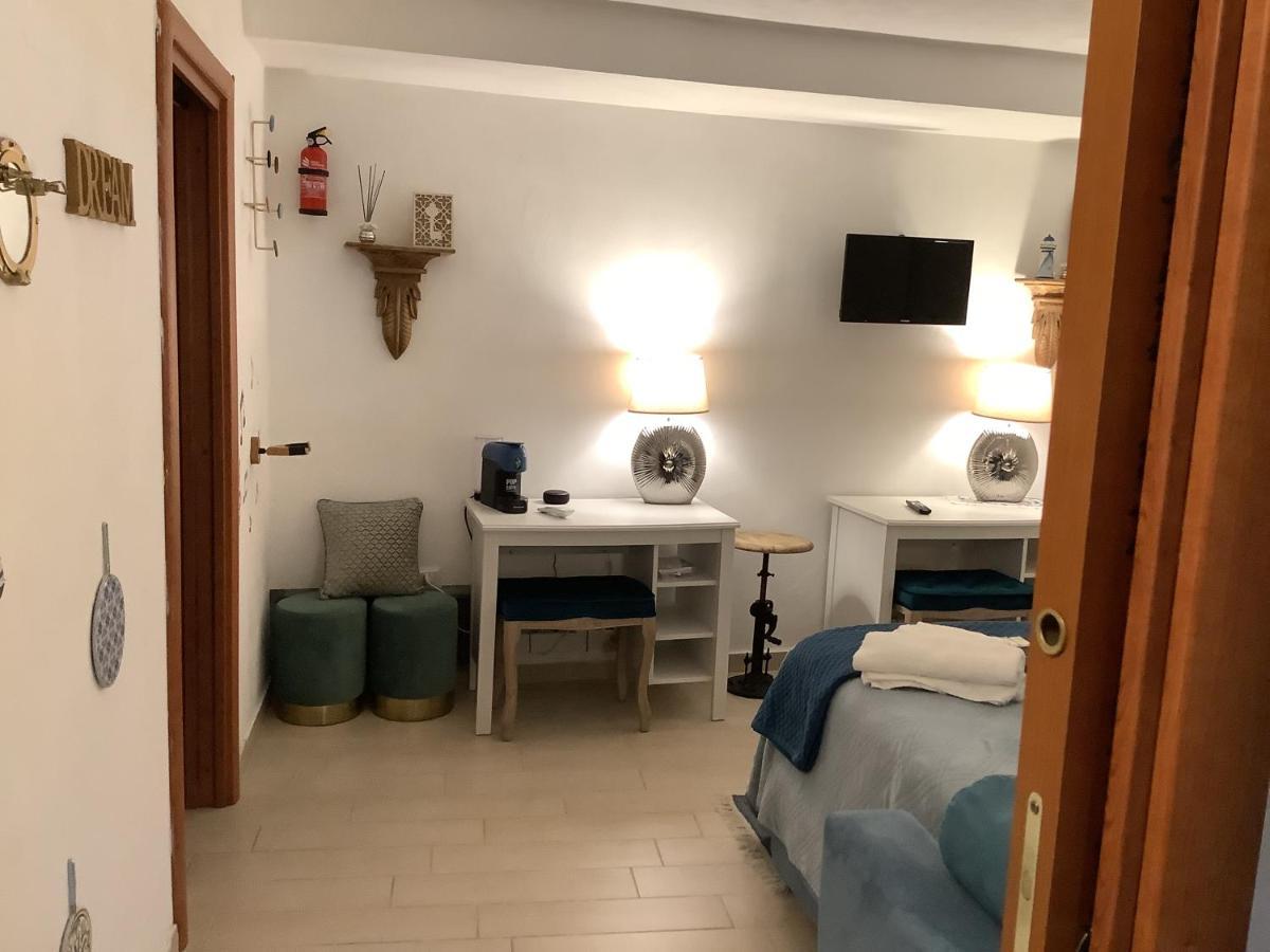 Tinnyhouse Napoli Eksteriør bilde