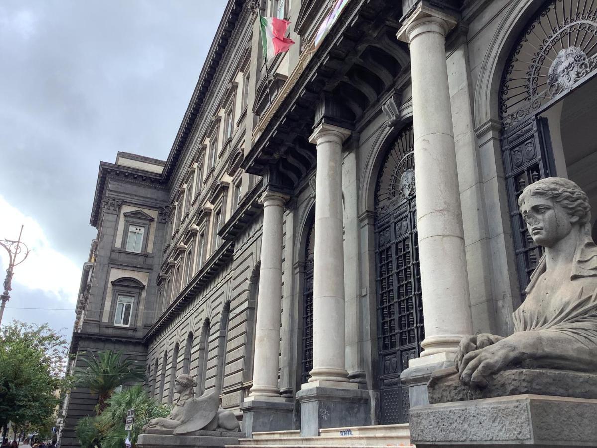Tinnyhouse Napoli Eksteriør bilde